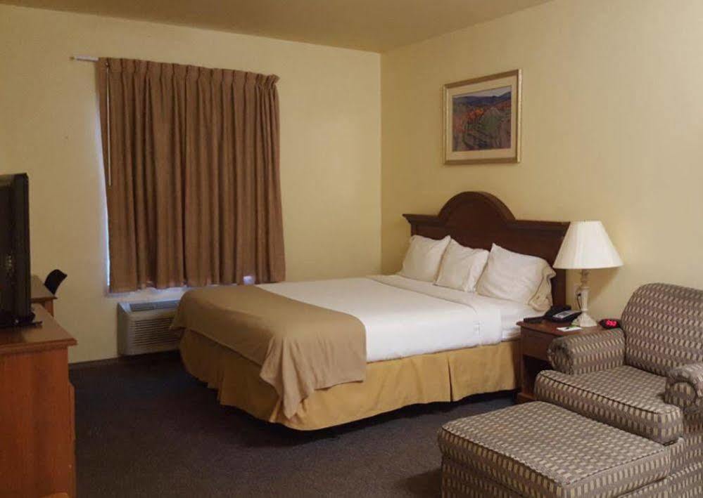 Reddy Hotel Plainview Exteriör bild